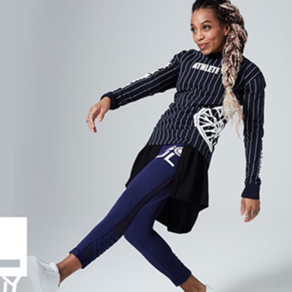 Soulcycle Pinstripe Printed Warrior Sweatshirt XL - Picture 6 of 7